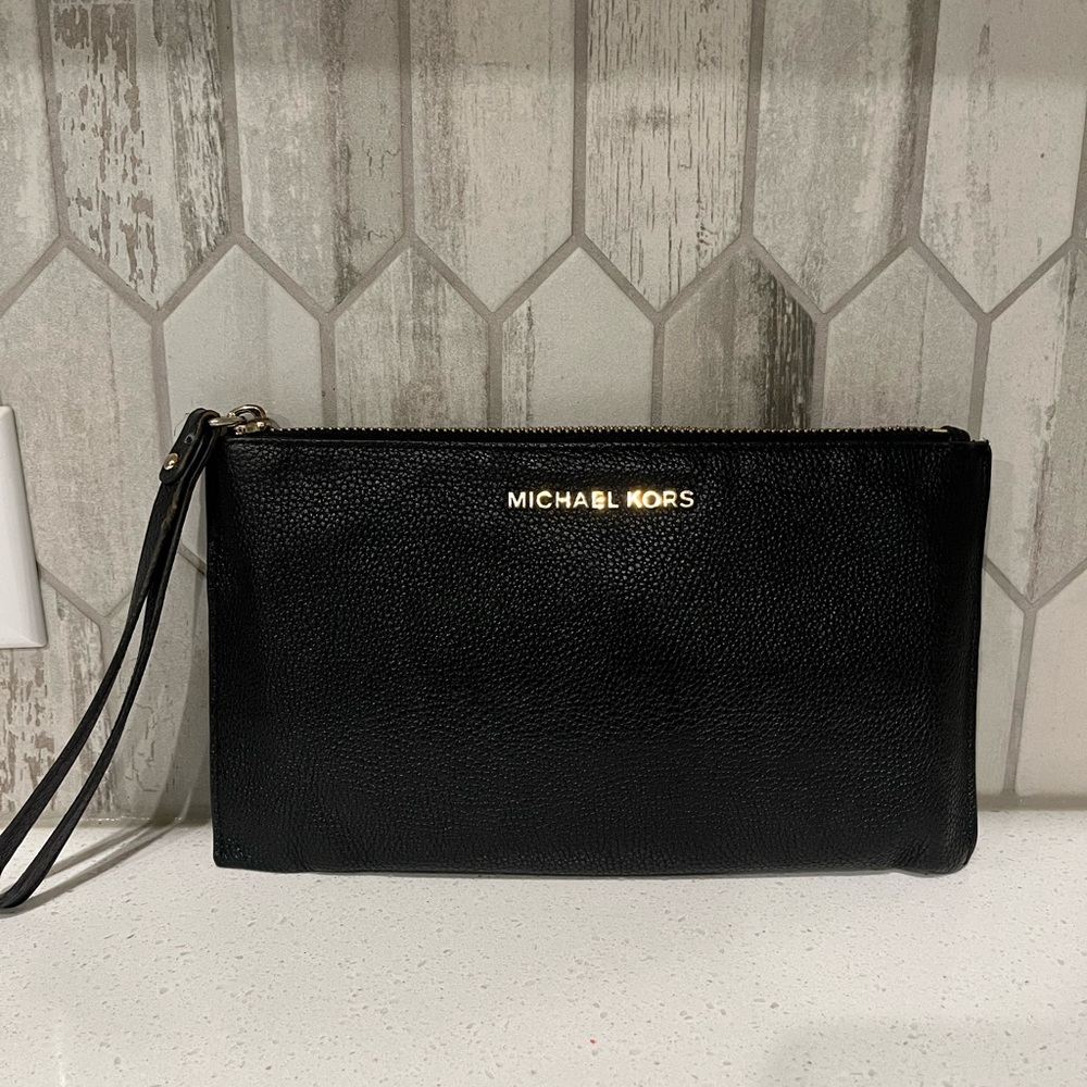 Michael Kors black wristlet